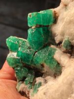 Awesome Emerald Specimen of 3420 carat - Image 4