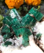 Awesome Emerald Specimen of 3420 carat - Image 6