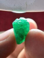 10.17ct Emerald Crystal from Swat – A Compact Powerhouse of Color and Clarity - Image 7