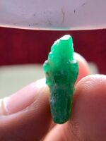 14.31ct Swat Emerald Crystal – A Natural Jewel of Exceptional Form - Image 8