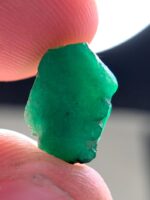 9.31ct Swat Emerald Crystal: Raw Green Gemstone - Image 4