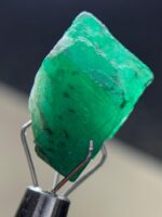 Exquisite Swat Emerald Crystal: 14.48ct of Natural Brilliance - Image 4