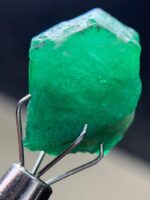 Exquisite Swat Emerald Crystal: 14.48ct of Natural Brilliance - Image 5