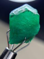 Exquisite Swat Emerald Crystal: 14.48ct of Natural Brilliance - Image 10