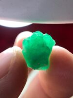 8.27ct Emerald Crystal from Swat: Raw Elegance in Every Facet - Image 3