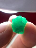 8.27ct Emerald Crystal from Swat: Raw Elegance in Every Facet - Image 4