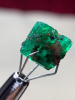 4.39ct Swat Emerald Crystal – Natural Grandeur in Deep Green - Image 2