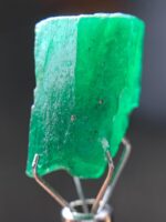 13.75ct Emerald Crystal from Swat: A Compact Jewel with Striking Clarity - Image 4