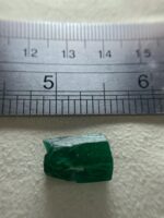 13.75ct Emerald Crystal from Swat: A Compact Jewel with Striking Clarity - Image 8