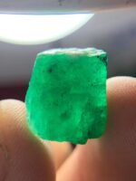 16.21 Ct Swat Emerald Crystal – Natural Untreated Gemstone - Image 6