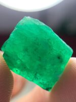 16.21 Ct Swat Emerald Crystal – Natural Untreated Gemstone - Image 9