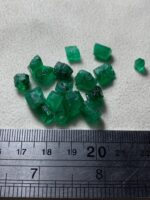 Discovering a 42 Carat Swat Emerald Rough: Sizes, Potential and Insights - Image 2