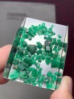 41 ct Rough Emerald from Swat, Pakistan – Natural Green Gemstone - Image 2