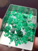 41 ct Rough Emerald from Swat, Pakistan – Natural Green Gemstone - Image 4
