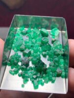 41 ct Rough Emerald from Swat, Pakistan – Natural Green Gemstone - Image 10