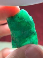 A Giant Among Gems: 71ct Emerald Crystal from Swat Valley - Image 3