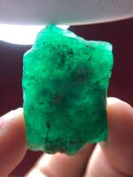 A Giant Among Gems: 71ct Emerald Crystal from Swat Valley - Image 5