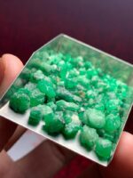 77.75ct Swat Emerald Rough Lot: Natural Green Gemstone Crystals - Image 3
