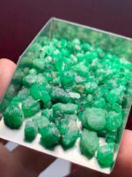 77.75ct Swat Emerald Rough Lot: Natural Green Gemstone Crystals - Image 9