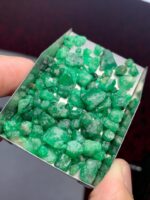 78ct Swat Emerald Rough Lot – Vivid Natural Green from Pakistan’s Gemstone Valley - Image 2
