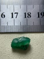 6.91 ct Swat Emerald Crystal – A Gemstone Treasure from Pakistan - Image 5