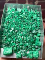 Massive 525.68 ct Swat Emerald Rough Lot: Raw Gemstone Treasure - Image 14