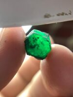 A 3.93ct Swat Emerald Crystal: Natural Elegance from Pakistan’s Emerald Valley - Image 2