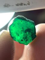 A 3.93ct Swat Emerald Crystal: Natural Elegance from Pakistan’s Emerald Valley - Image 5