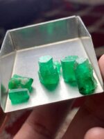 23.80ct Swat Emerald Rough – Compact Crystals of Vivid Green - Image 14