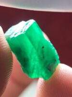 8.56 ct Emerald Crystal from Swat Valley — Natural Beauty in Every Facet - Image 4