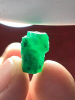 8.56 ct Emerald Crystal from Swat Valley — Natural Beauty in Every Facet - Image 8