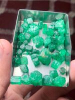 77.20-Carat Swat Emerald Rough: Raw Potential in Every Piece - Image 6