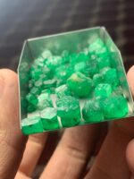 77.20-Carat Swat Emerald Rough: Raw Potential in Every Piece - Image 7