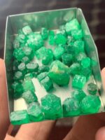 77.20-Carat Swat Emerald Rough: Raw Potential in Every Piece - Image 9