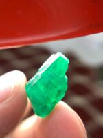10.56 ct Swat Emerald Crystal – A Majestic Natural Gem - Image 2