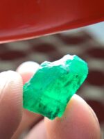 10.56 ct Swat Emerald Crystal – A Majestic Natural Gem - Image 14