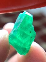 10.56 ct Swat Emerald Crystal – A Majestic Natural Gem - Image 7