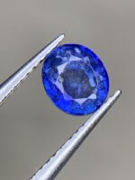Elegant Sparkle: 0.79ct Sri Lankan Sapphire with Exquisite Clarity and Cut - Image 3