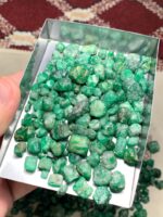 1872 ct Emerald Rough – Detailed Gemstone Overview - Image 3