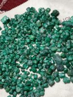 1872 ct Emerald Rough – Detailed Gemstone Overview - Image 9