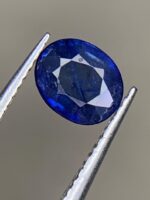 Brilliance in Blue: 0.86ct Heated Sri Lankan Sapphire with Elegant Proportions - Image 4