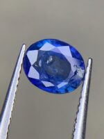 Unveiling the Elegance of a 0.90ct Heated Sapphire: A Gemstone of Radiant Beauty - Image 2
