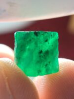 Stunning 10.55ct Swat Emerald Crystal: Natural Beauty - Image 6