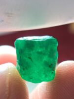 Stunning 10.55ct Swat Emerald Crystal: Natural Beauty - Image 7