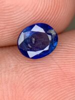 Unveiling the Elegance of a 0.90ct Heated Sapphire: A Gemstone of Radiant Beauty - Image 9