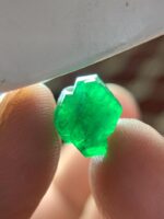 11.40 ct Swat Emerald Crystals: Compact Gems With Intense Green - Image 11
