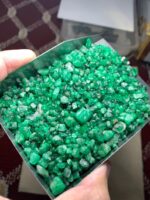 670ct Swat Emerald Rough, Gemstone for Jewelry - Image 3