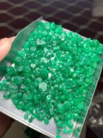 Swat Emerald Giant – 450.50 Carat Rough Gem Lot - Image 4