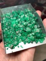 547.30ct Swat Emerald Rough Lot – Natural Green Crystals with Strong Cutting & Collector Potential - Image 3