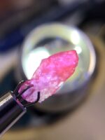 Rare 1.320 ct Hackmanite with Strong Tenebrescent Color Change and Fluorescent from Afghanistan - Image 5